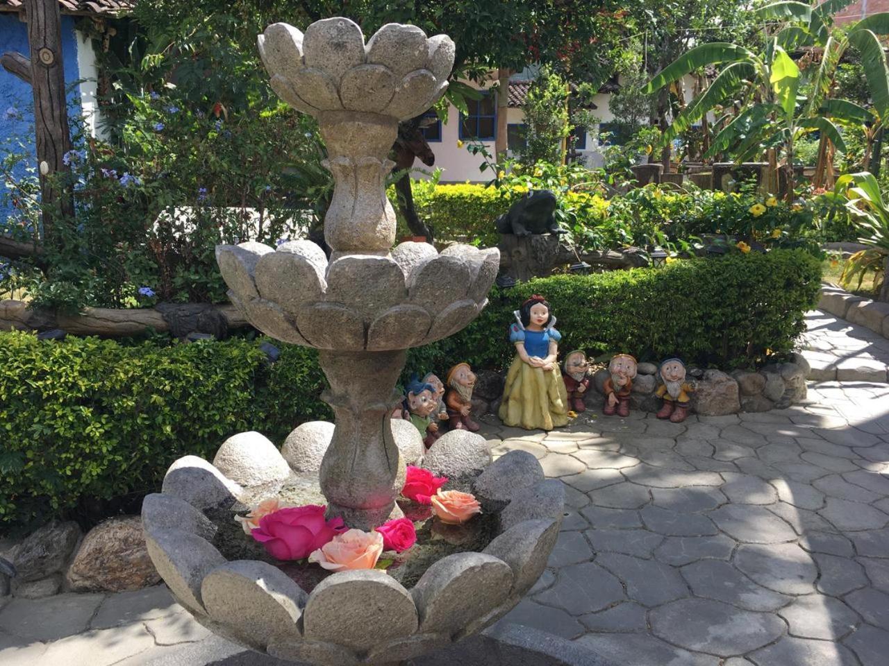 Hostal Jardín Escondido Vilcabamba Exterior foto
